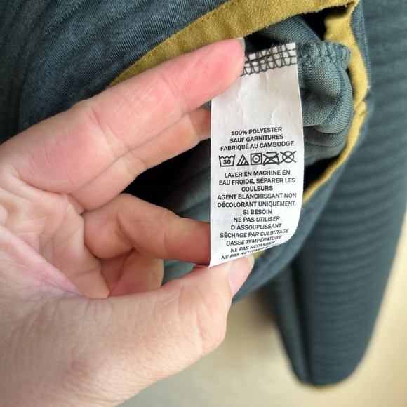 L.L. Bean Airlight Knit Pullover Sweatshirt Size Men's Med Gorpcore Hiking Cozy - Picture 4 of 7